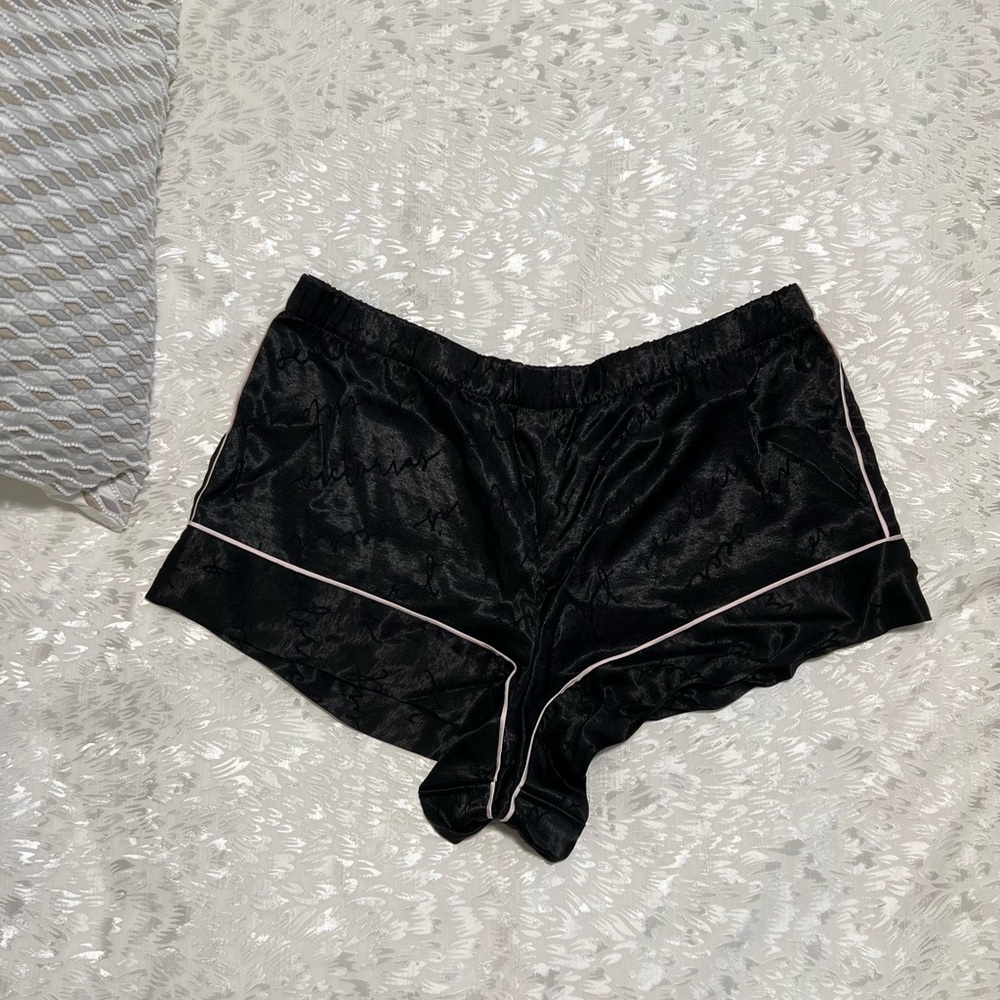 NWT Victoria Secret Black Jacquard Bottom Sz Large.